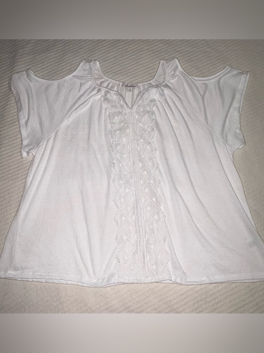 Anneliese Lace-Trim White Cold-Shoulder Top Women’s XL